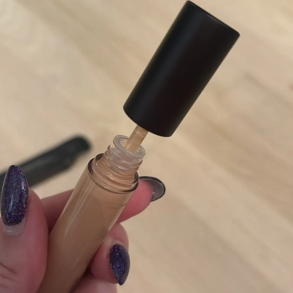 laura mercier